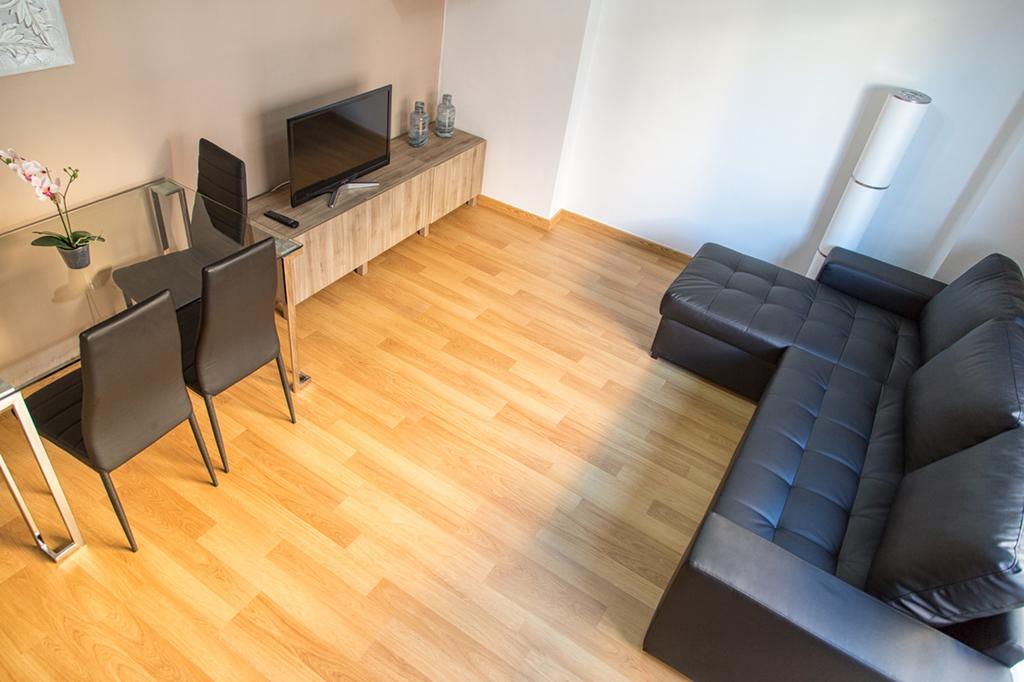 Apartamento Eursu Centro Con Piscina Malaga Bagian luar foto