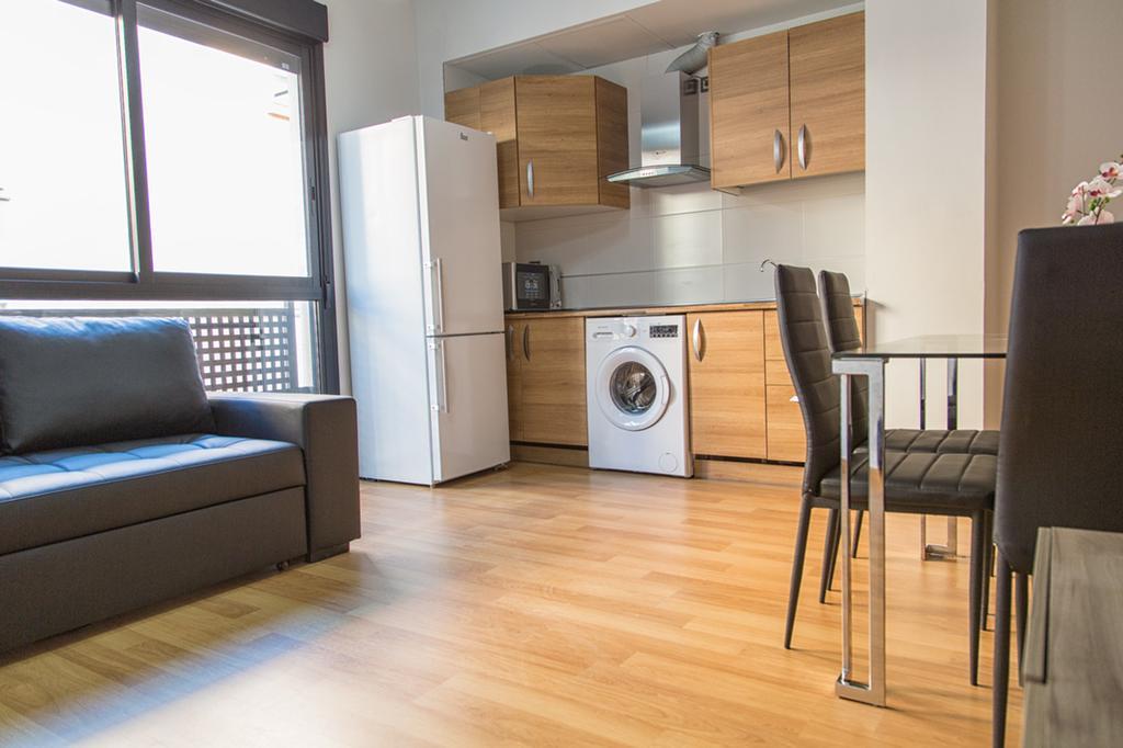Apartamento Eursu Centro Con Piscina Malaga Bagian luar foto